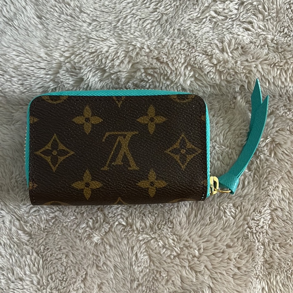 🤎💙 Louis Vuitton Turquoise Monogram Multicartes💙🤎 - Picture 2 of 12